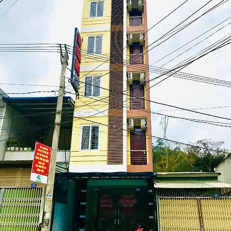 Huy Hoang Hotel Dong Van  Eksteriør billede