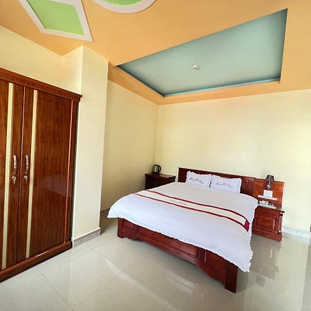Huy Hoang Hotel Dong Van  Eksteriør billede