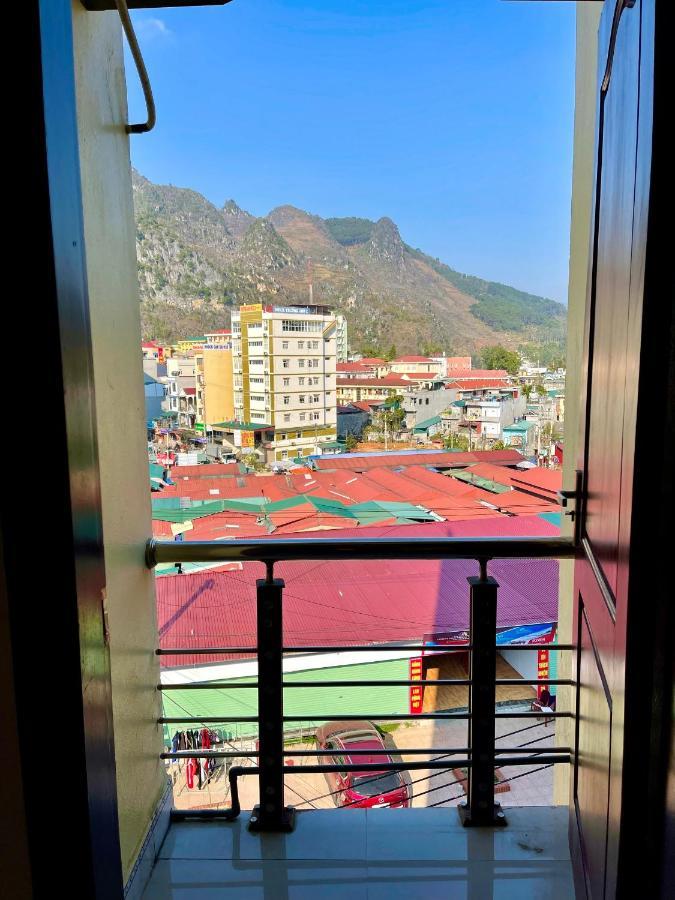 Huy Hoang Hotel Dong Van  Eksteriør billede