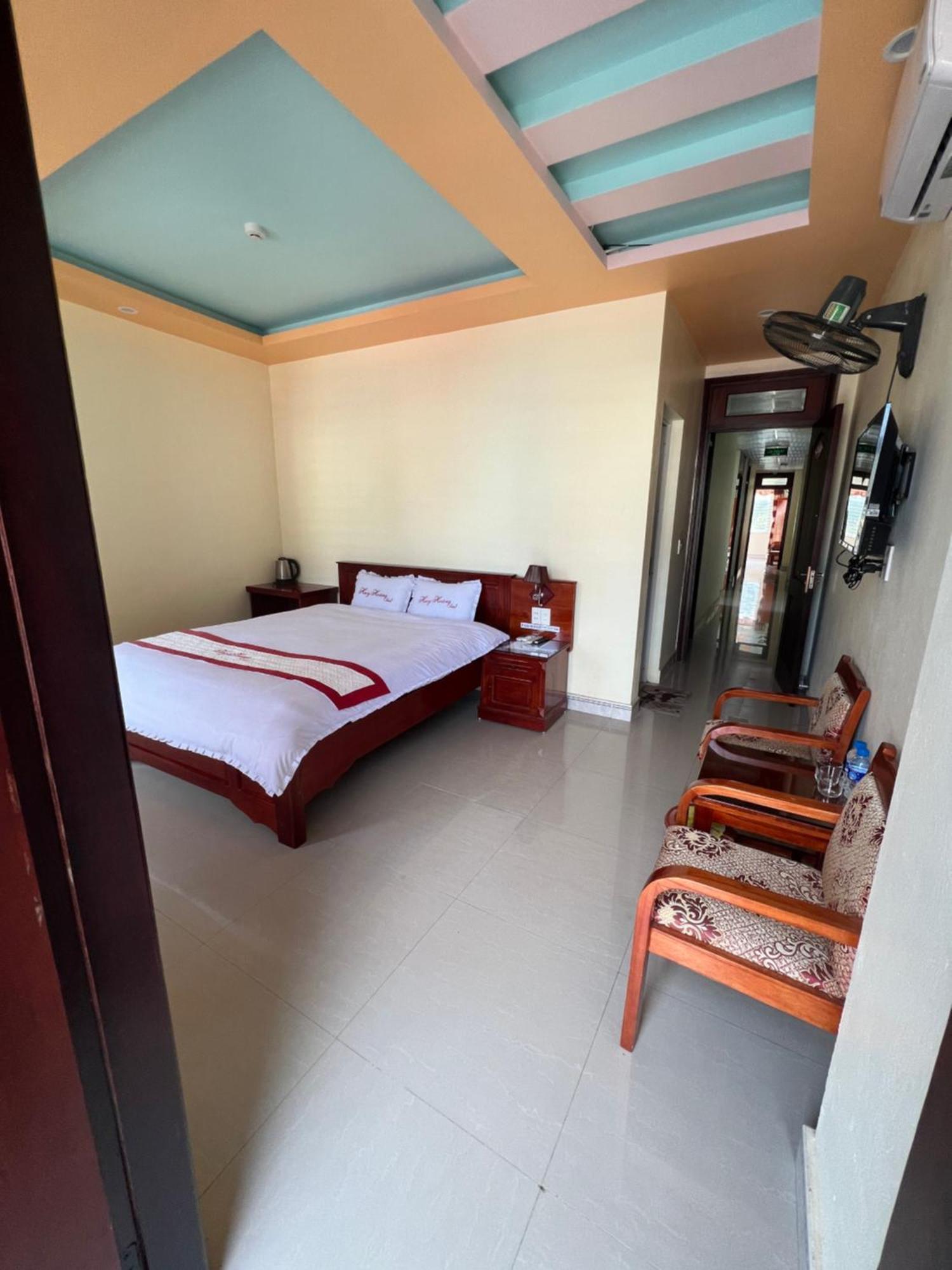 Huy Hoang Hotel Dong Van  Eksteriør billede